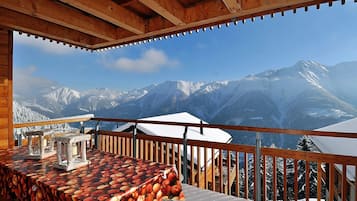 Chalet, 5 habitaciones | Vista del balcón