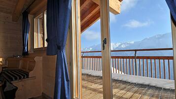 Chalet, 5 chambres | Balcon