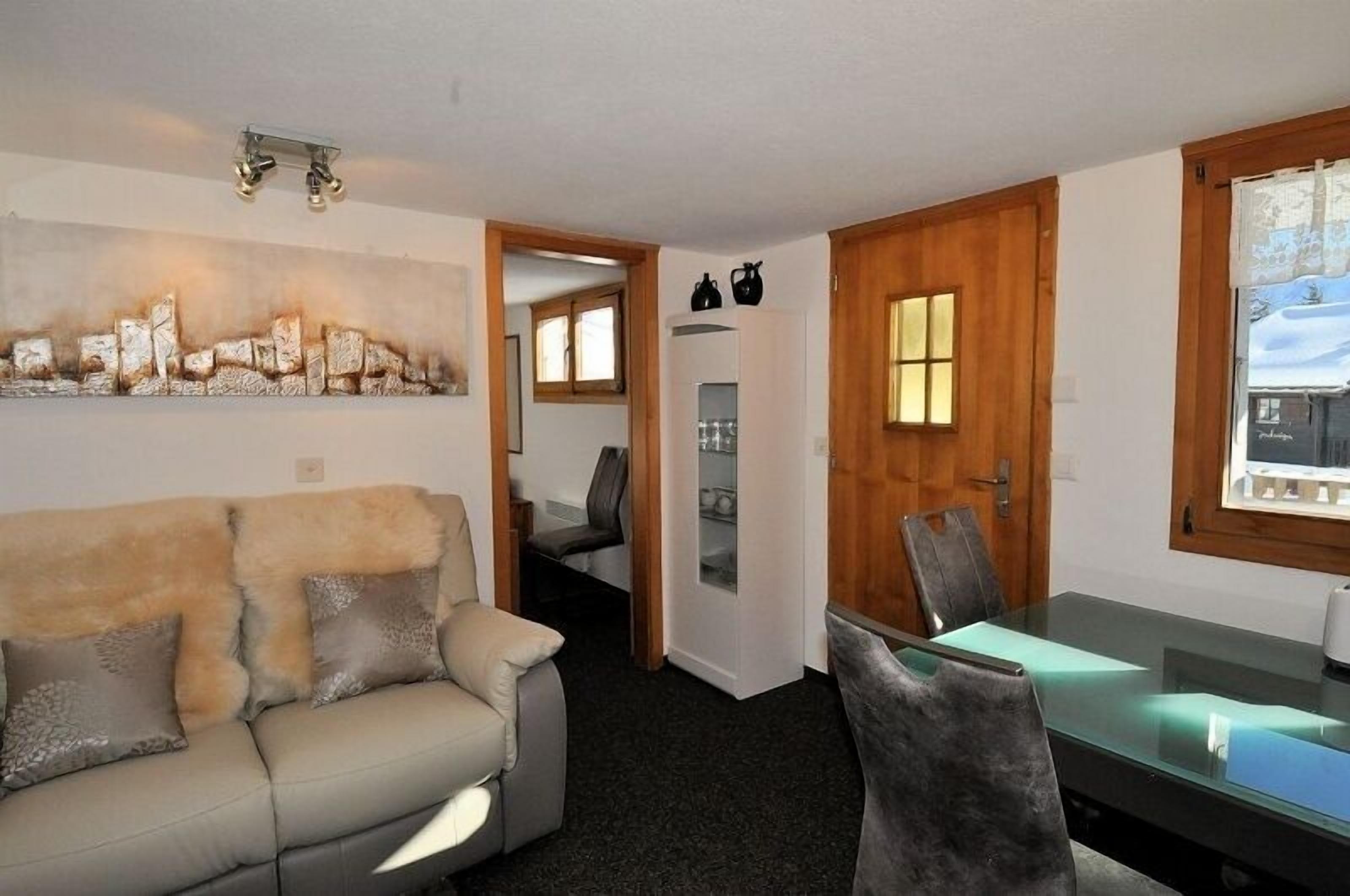 아파트, 침실 1개 | 거실 | TV