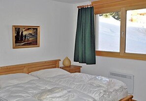 Apartment, 2 Bedrooms | Iron/ironing board, free WiFi - Mon Reve Bergh (Bettmeralp)