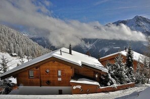 Apartment, 4 Schlafzimmer | Blick auf die Berge