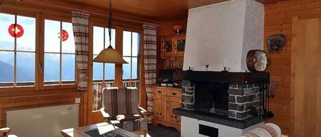 公寓, 2 间卧室 | 客厅 | 电视