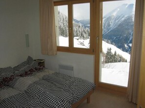 Chalet, 4 kamar tidur | Wi-Fi gratis