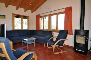 Chalet, 4 Bedrooms | Living room | TV, DVD player - UVA (Bettmeralp)