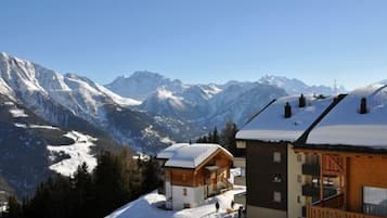 Apartment, 2 Bedrooms | Mountain view