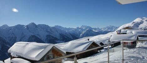 Apartment, 3 Schlafzimmer | Blick auf die Berge