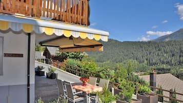 Apartment, 2 Bedrooms | Terrace/patio