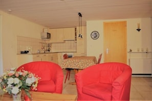 Apartment, 2 Bedrooms | Living area | TV - De Hooghe Stee (Fiesch)