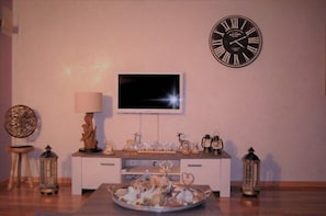 Televisión y reproductor de DVD