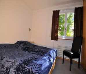 Apartment, 2 Bedrooms | Free WiFi