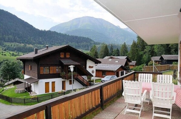 Appartement, 2 chambres | Vue sur la montagne