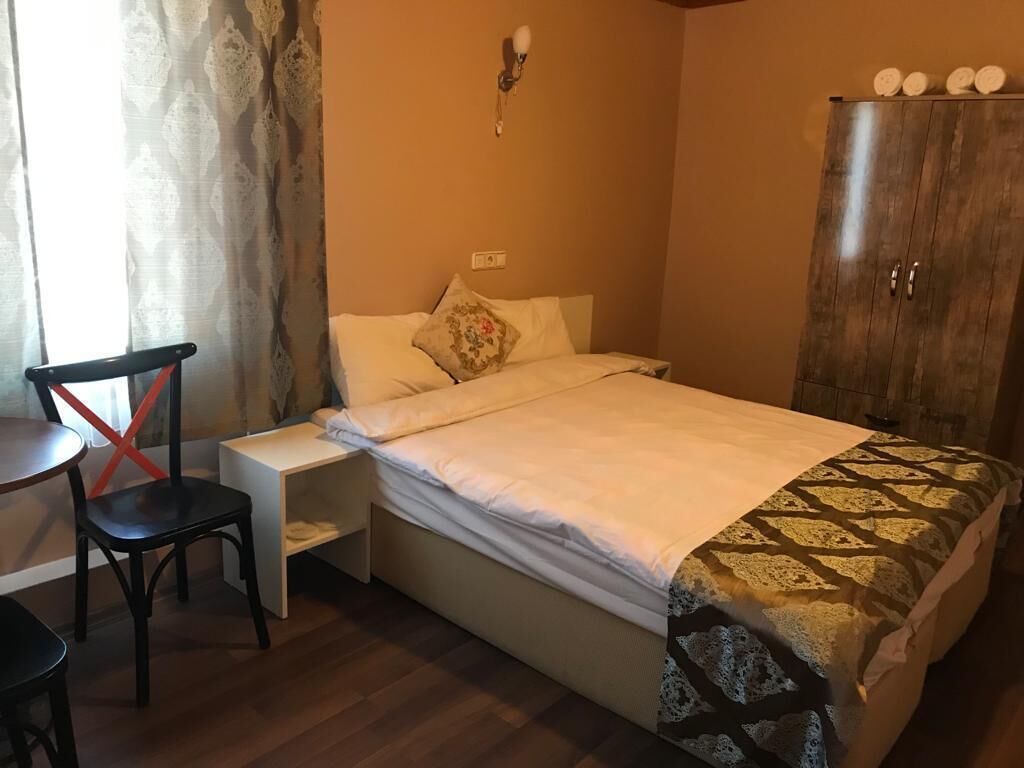 Standard Double Room | Desk, free WiFi