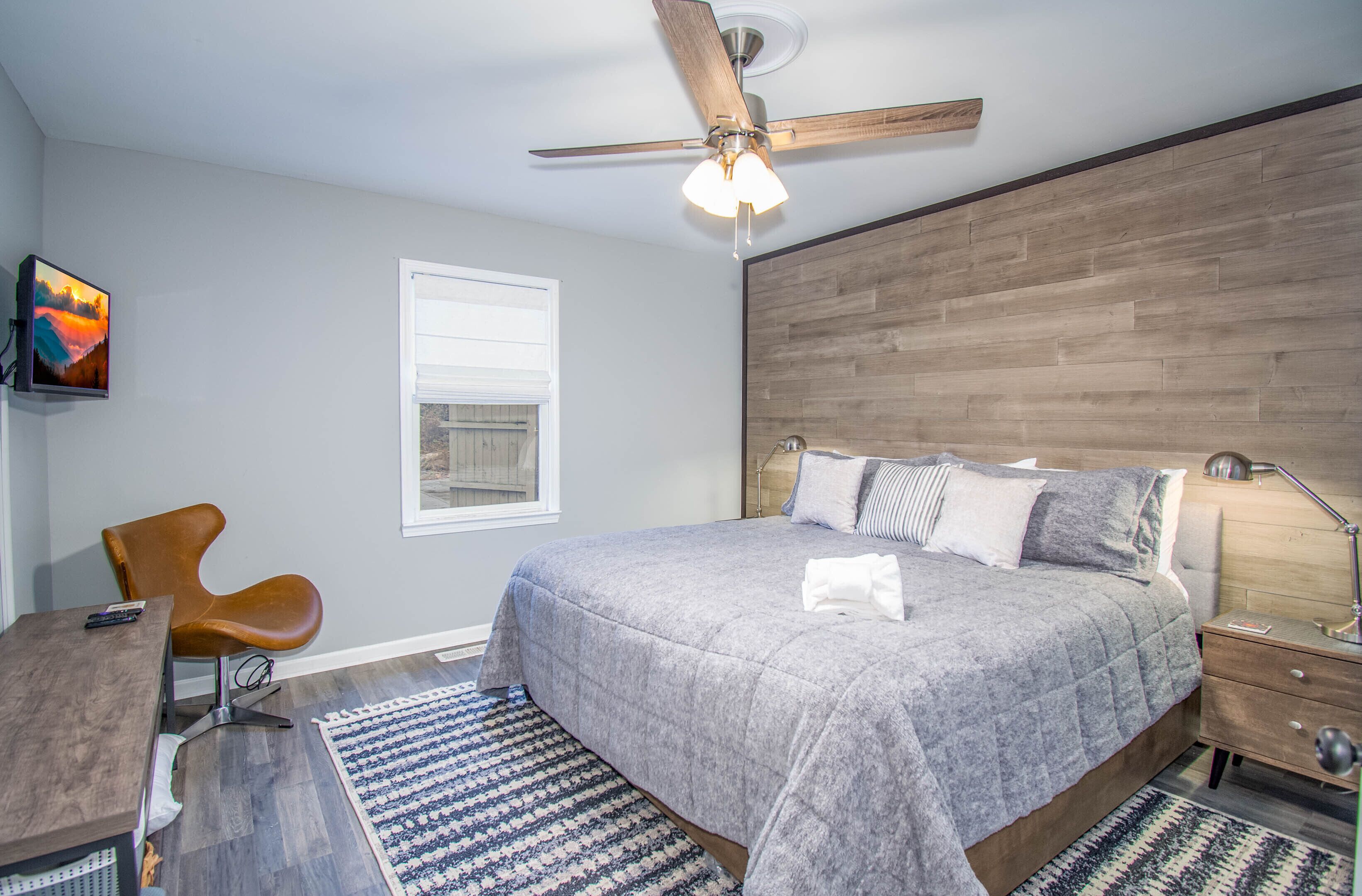 4 bedrooms, iron/ironing board, travel crib, free WiFi