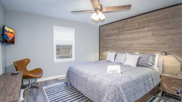 4 bedrooms, iron/ironing board, travel crib, free WiFi