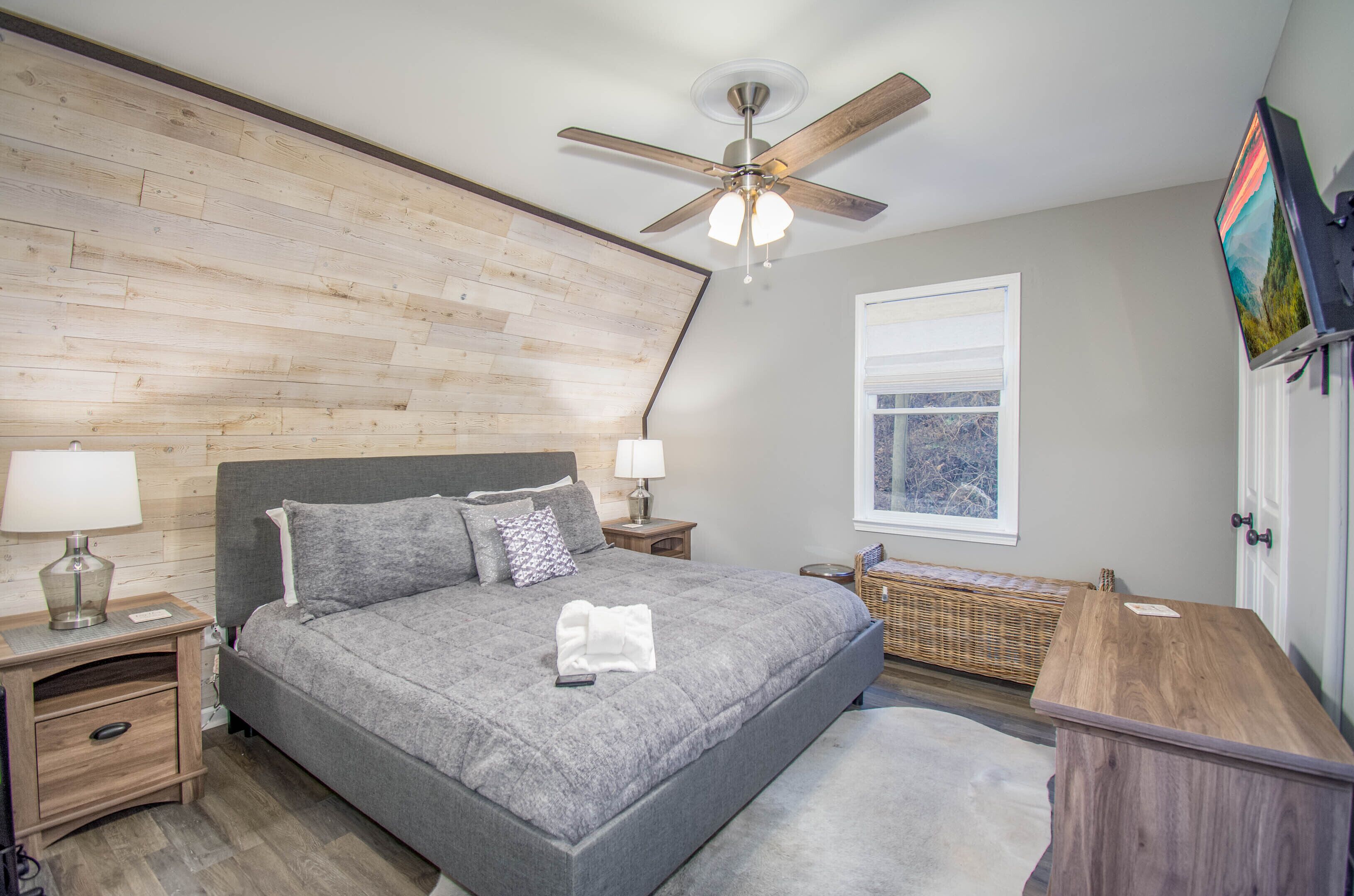 2 soverom, strykejern/-brett, reiseseng for barn og wi-fi (inkludert)