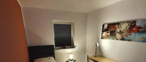 Chambre Simple | Bureau, chambres insonorisées