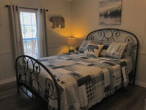 3 bedrooms, WiFi, bed sheets