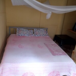 Single Room - Telaviv Lodge (Naivasha)