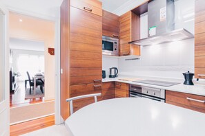 Fridge, microwave, oven, dishwasher