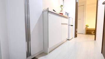 Room (7) | Iron/ironing board, free WiFi