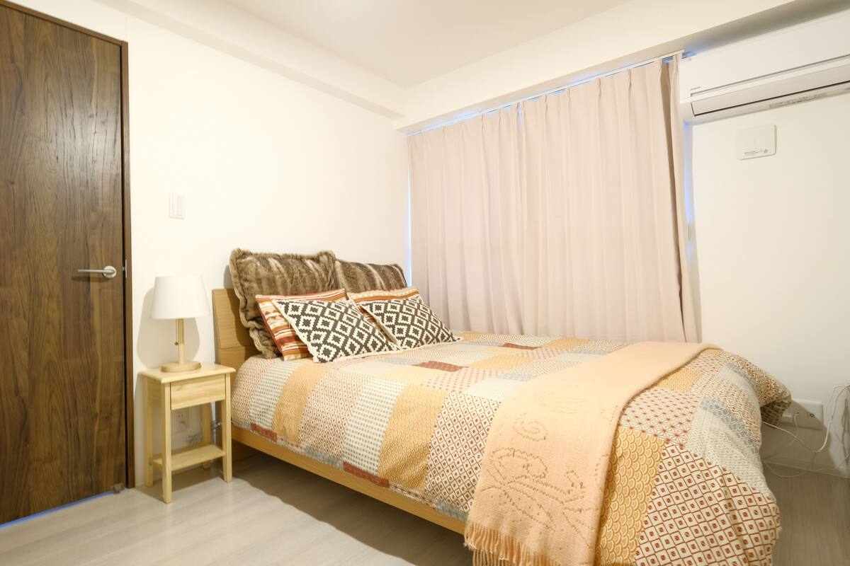 Chambre (8) | 1 chambre, fer et planche à repasser, Wi-Fi gratuit