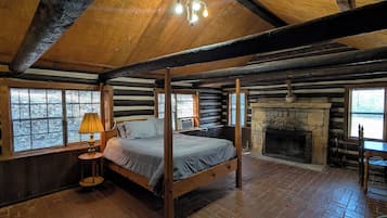 Cabaña de diseñador | 1 habitación, muebles diferentes y ropa de cama