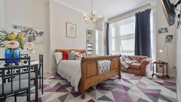 1 chambre, fer et planche à repasser, Wi-Fi, draps fournis