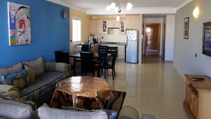 Apartment | Living area | 32-inch plasma TV with satellite channels, TV - Assila Golf (M'diq)