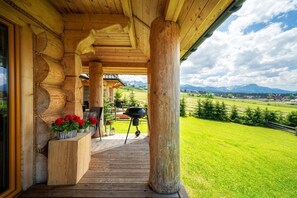 Cabin (Domek  6) | Living area | Flat-screen TV, fireplace - Chalupki pod Giewontem (Poronin)