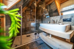 Cabin (Domek  4) | Bathroom
