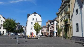 1 slaapkamer, een bureau, reisbedje, gratis wifi