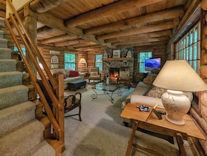 TV, fireplace