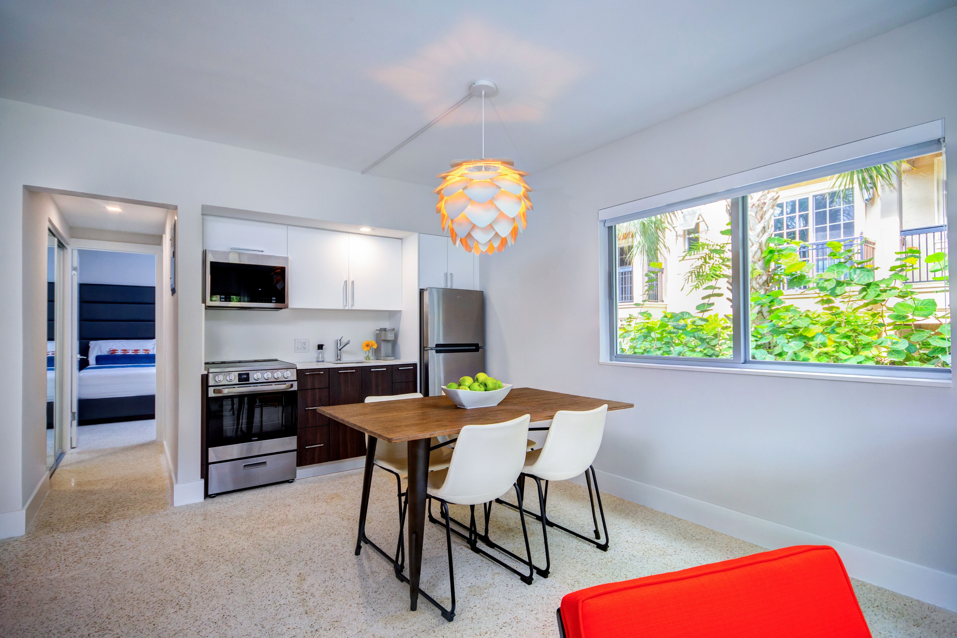 Deluxe Apartment | Private kitchenette | Full-size fridge, microwave, stovetop, coffee/tea maker