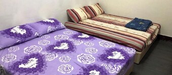 Fengshan cozy quadruple room