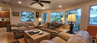 Llyn Blaen Lower, Lake Junaluska, Lakeside and Mountain Views, Gas FP, Central