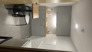 Superior-Vierbettzimmer | Eigene Kochnische