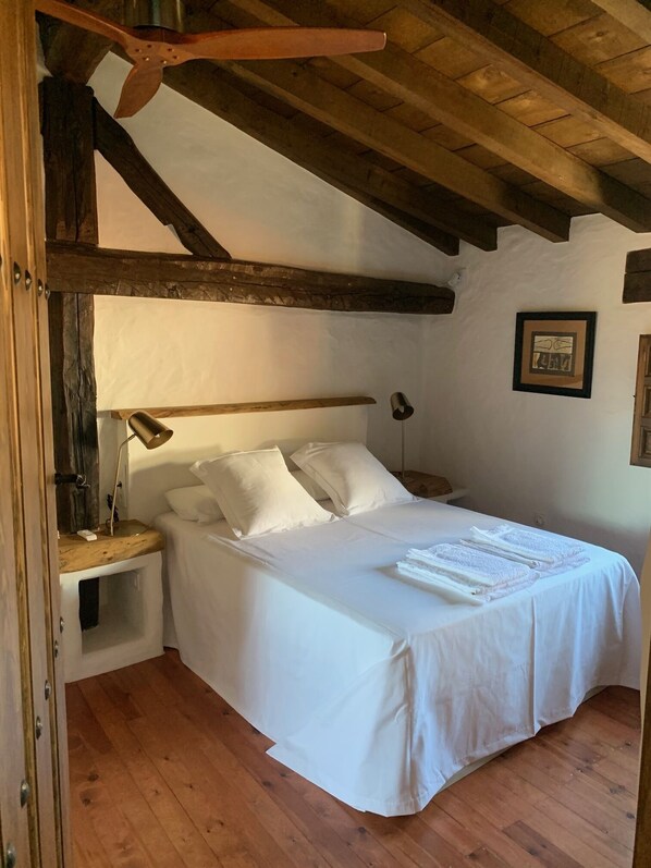 4 chambres, bureau, fer et planche à repasser, Wi-Fi