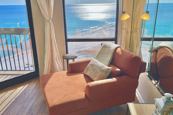 Chaise lounge chair with the best view ever. You’ll never want to leave