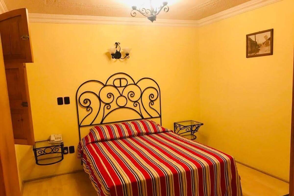 Habitación con 1 cama doble o 2 individuales | Wifi gratis