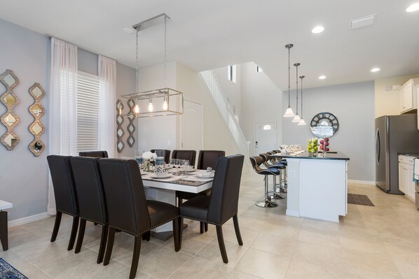 Villa | Cuisine privée | Réfrigérateur, four à micro-ondes, lave-vaisselle