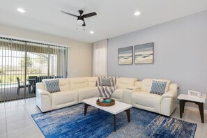 Villa | Living room | Flat-screen TV