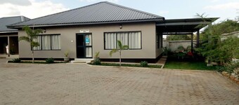 เดอะ มิลฟอร์ด ลอดจ์