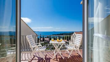 Apartment (One Bedroom Apartment with Balcony) | Balkon