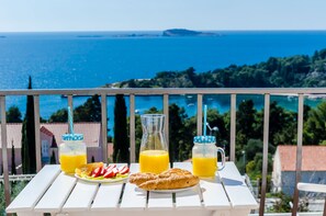 Apartament (One Bedroom Apartment with Balcony) | Balcó