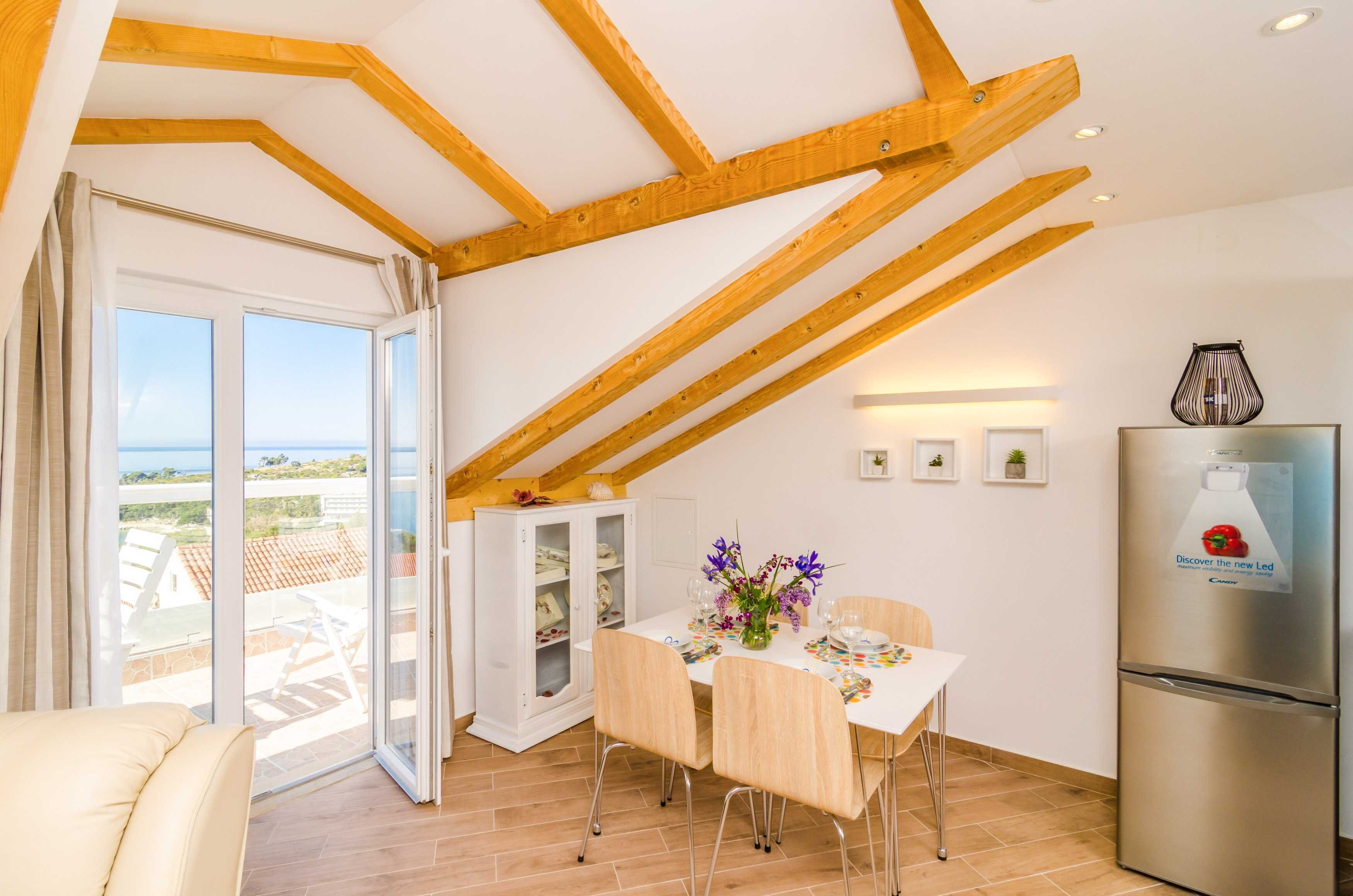 Apartment (Two Bedroom Apartment with Balcony) | Dining room