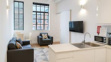 Apartment, 1 Bedroom | Living area