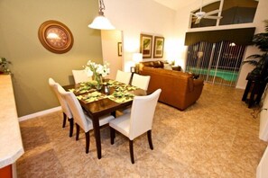 House | Dining