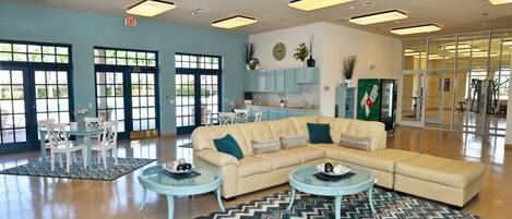 House | Living area | Flat-screen TV, DVD player, table tennis