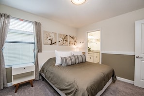 Villa | 6 bedrooms, free WiFi