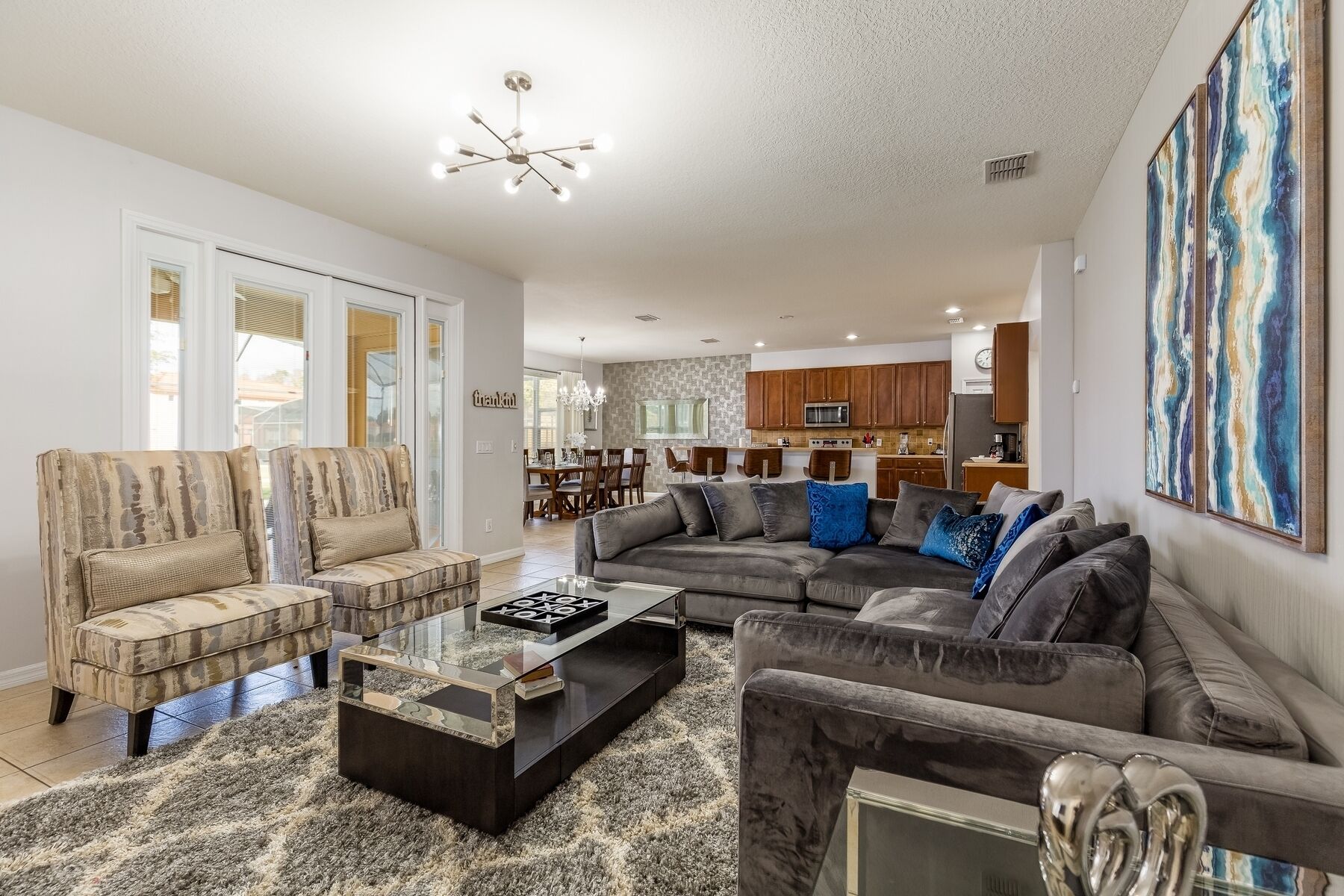 Villa (Beautiful - 6 bed 5 bath House w Pool) | Exterior